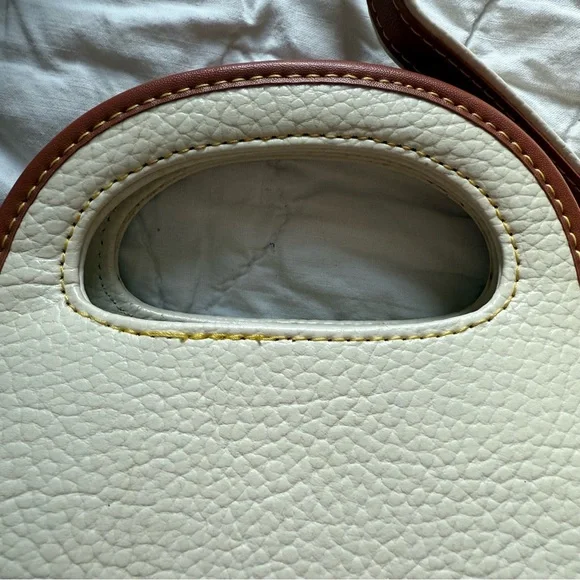 Carina INTL Inc Cream and Orange Waterproof Leather Crossbody Purse - Picture 4 of 9